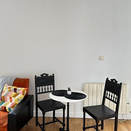 Апартаменты Charmant Studio Au Coeur Du 18E Париж Экстерьер фото